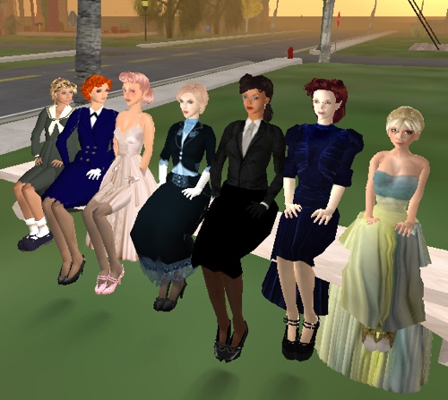 Aristasians sitting on a bench in Second Life (Virtualia)
